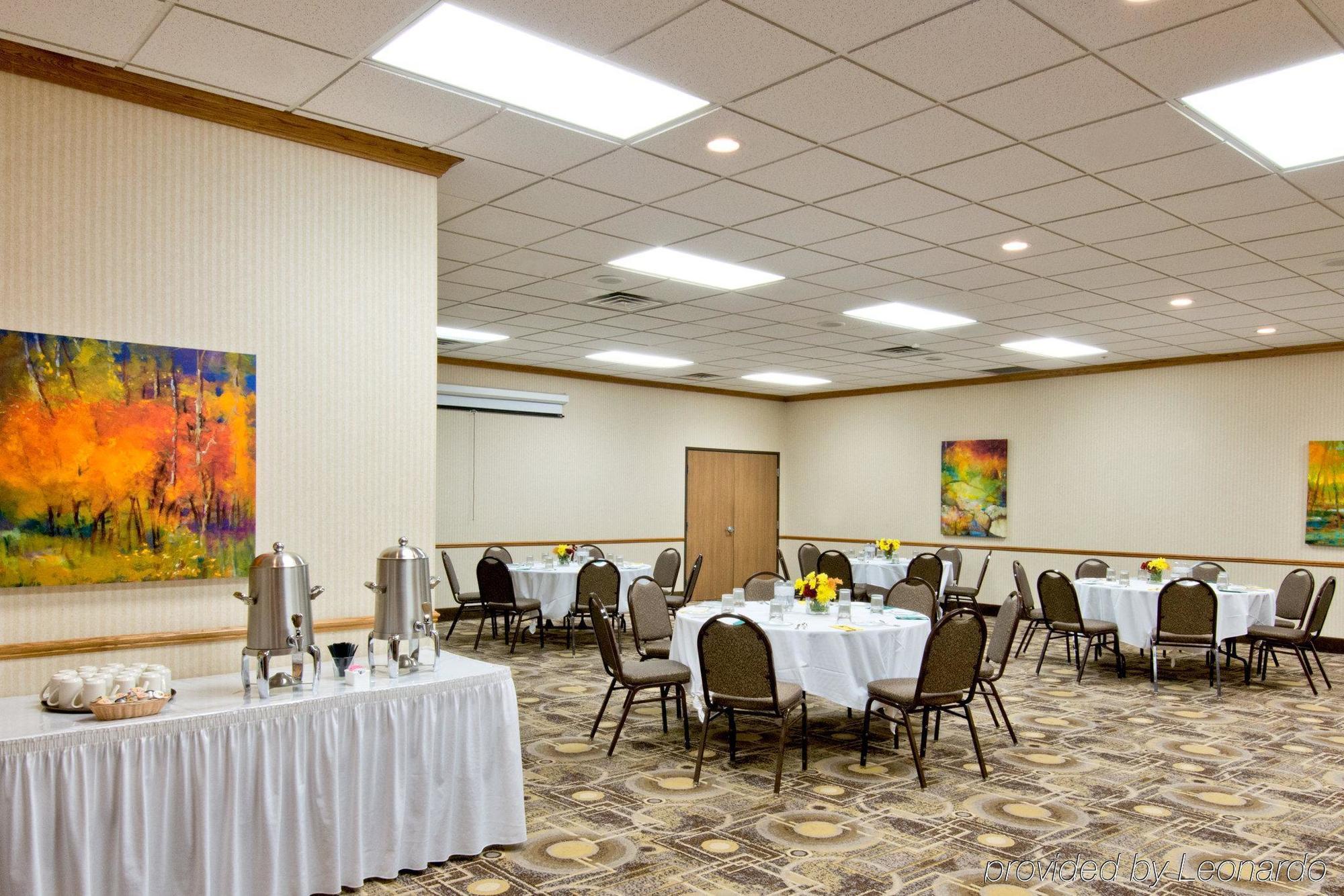 Holiday Inn Express & Suites North Platte By Ihg Buitenkant foto