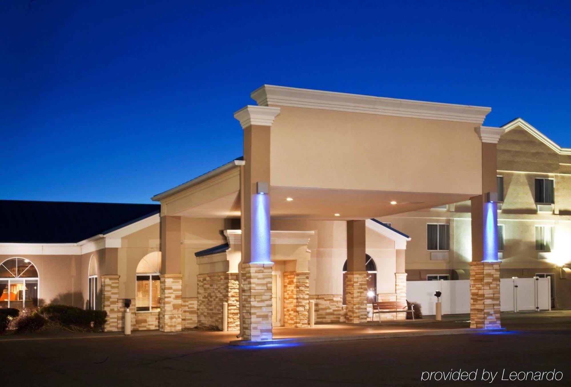 Holiday Inn Express & Suites North Platte By Ihg Buitenkant foto